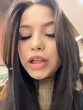 Snapshot of Chloe__Moon chatting on February 2026 02:10:01 PM Chloe Moon online show from February 2026 02:10:01 PM