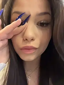 Snapshot of Chloe__Moon chatting on February 2026 03:08:01 PM Chloe Moon online show from February 2026 03:08:01 PM