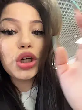 Snapshot of Chloe__Moon chatting on March 2026 11:05:01 AM Chloe Moon online show from March 2026 11:05:01 AM