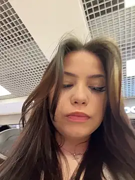 Snapshot of Chloe__Moon chatting on April 2026 02:06:02 PM Chloe Moon online show from April 2026 02:06:02 PM