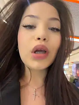 Snapshot of Chloe__Moon chatting on April 2026 02:11:01 PM Chloe Moon online show from April 2026 02:11:01 PM