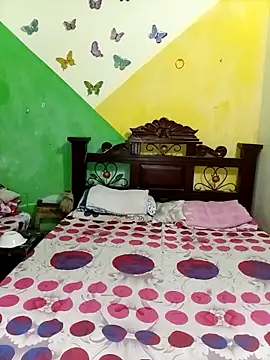 Snapshot of mom_son_dirty chatting on April 2026 12:23:01 AM mom son dirty online show from April 2026 12:23:01 AM