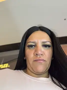 Snapshot of Milff_parkerrr chatting on April 2026 11:13:02 PM Milff parkerrr online show from April 2026 11:13:02 PM