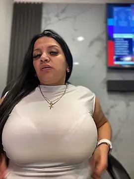Snapshot of Milff_parkerrr chatting on July 2026 03:23:01 AM Milff parkerrr online show from July 2026 03:23:01 AM