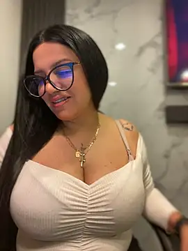 Snapshot of Milff_parkerrr chatting on July 2026 03:12:01 AM Milff parkerrr online show from July 2026 03:12:01 AM