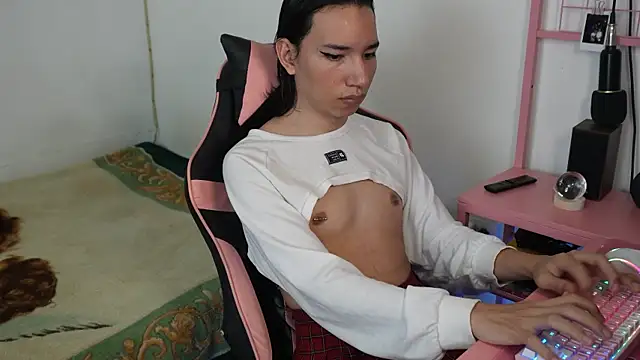 Flaream angel online show from January 2025 03:46:02 PM