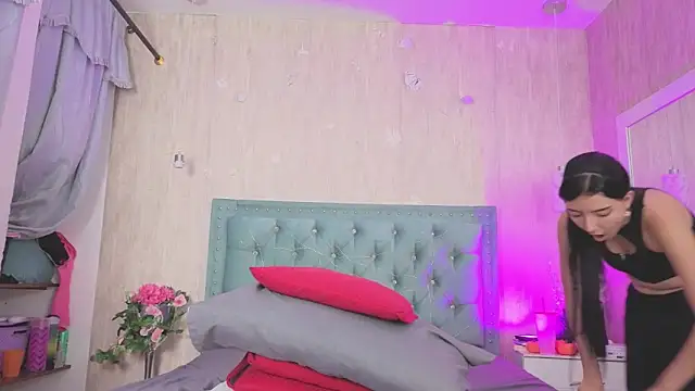 Marcelaa fox online show from November 2025 08:24:02 PM