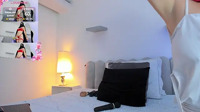 Snapshot of samaara_ chatting on February 2025 12:06:02 PM samaara online show from February 2025 12:06:02 PM