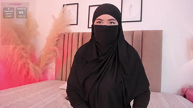 Snapshot of samaara_ chatting on October 2025 12:47:01 PM samaara online show from October 2025 12:47:01 PM