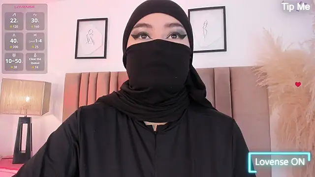 Snapshot of samaara_ chatting on October 2025 12:50:02 PM samaara online show from October 2025 12:50:02 PM