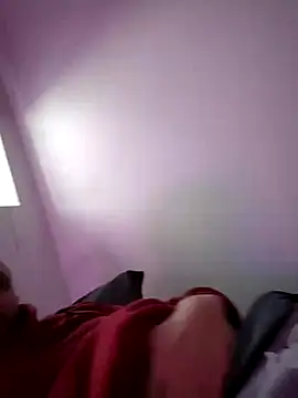 Snapshot of poldek38 chatting on January 2025 03:01:02 PM poldek38 online show from January 2025 03:01:02 PM