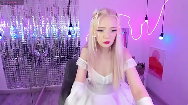 EmilyAir online show from February 2025 05:29:01 PM