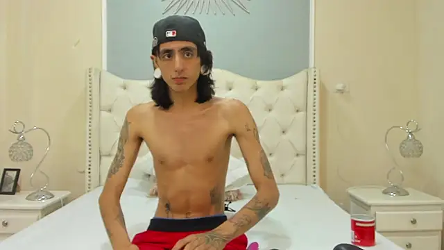 Matthew Dixonn online show from December 2024 06:31:02 AM