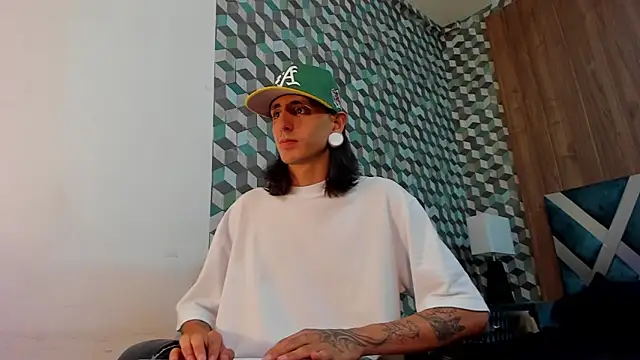 Matthew Dixonn online show from January 2025 01:16:01 AM