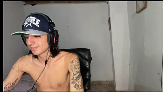 Matthew Dixonn online show from February 2025 03:40:01 AM