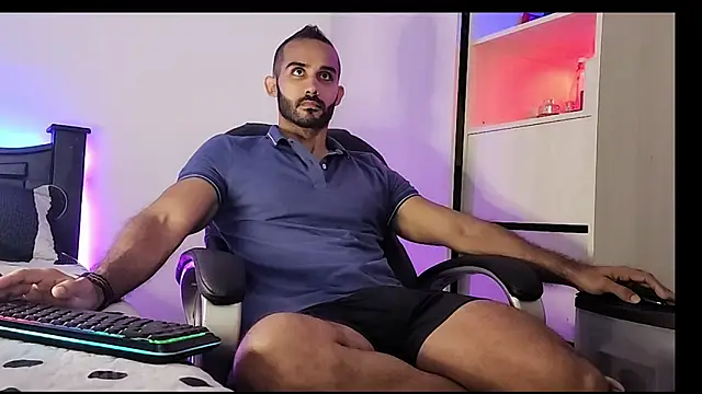 Snapshot of orion1993 chatting on December 2024 10:34:02 AM orion1993 online show from December 2024 10:34:02 AM