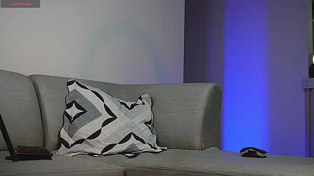 Snapshot of orion1993 chatting on September 2025 11:51:02 PM orion1993 online show from September 2025 11:51:02 PM