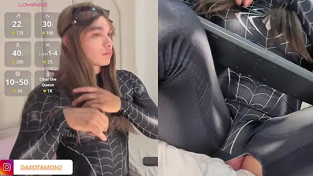 Dakota Mon online show from September 2025 08:21:02 PM