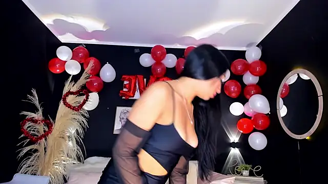 Snapshot of Hanna_fost chatting on February 2025 12:38:02 PM Hanna fost online show from February 2025 12:38:02 PM