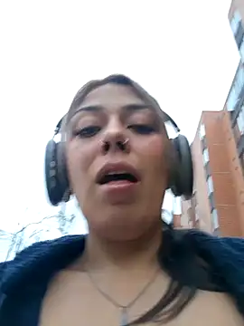 Snapshot of Sweel_Leyva18 chatting on November 2025 10:34:02 PM Sweel Leyva18 online show from November 2025 10:34:02 PM