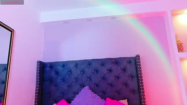 CamiEstrada online show from January 2026 10:35:02 PM