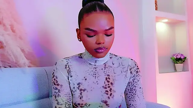 CamiEstrada online show from February 2026 08:59:01 PM