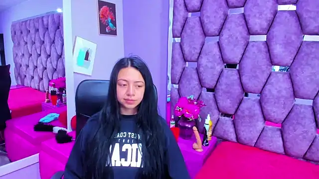 Snapshot of slut_anal_ chatting on January 2025 01:42:02 PM slut anal online show from January 2025 01:42:02 PM