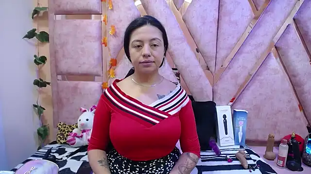 Snapshot of slut_anal_ chatting on November 2025 07:17:01 PM slut anal online show from November 2025 07:17:01 PM