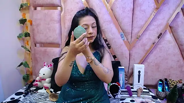 Snapshot of slut_anal_ chatting on December 2025 08:36:02 PM slut anal online show from December 2025 08:36:02 PM