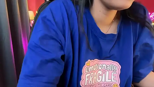 Snapshot of simrann_69 chatting on April 2026 11:24:01 PM simrann 69 online show from April 2026 11:24:01 PM