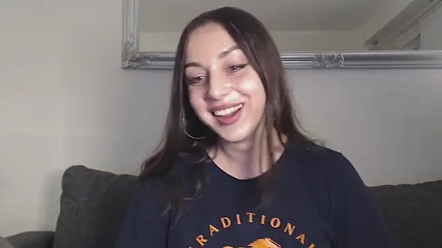 courtneyPerfect online show from December 2024 06:09:02 PM