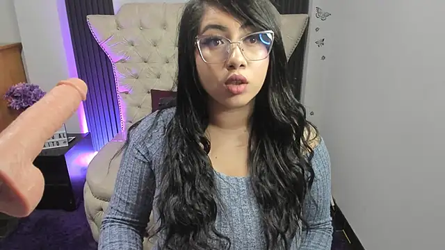 Sexy cristall  online show from November 2025 01:36:01 AM