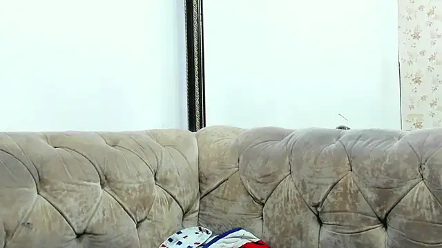 kira mz online show from March 2025 06:18:01 PM