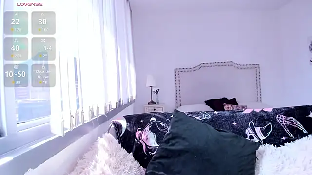 Snapshot of HannaKim chatting on December 2024 05:40:02 PM HannaKim online show from December 2024 05:40:02 PM