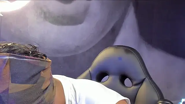 bradley smith online show from February 2025 03:34:02 AM