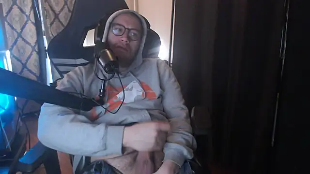 Snapshot of chicostick413 chatting on March 2026 12:10:02 PM chicostick413 online show from March 2026 12:10:02 PM