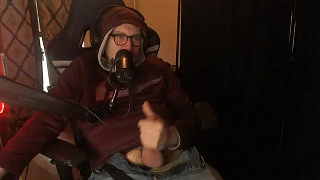 Snapshot of chicostick413 chatting on March 2026 08:14:01 PM chicostick413 online show from March 2026 08:14:01 PM