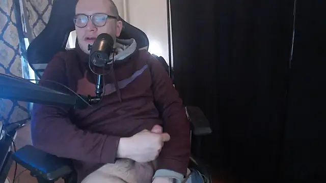 Snapshot of chicostick413 chatting on March 2026 12:28:01 PM chicostick413 online show from March 2026 12:28:01 PM