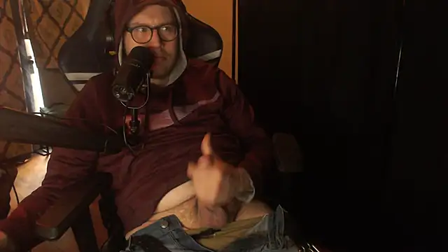 Snapshot of chicostick413 chatting on March 2026 05:46:01 PM chicostick413 online show from March 2026 05:46:01 PM