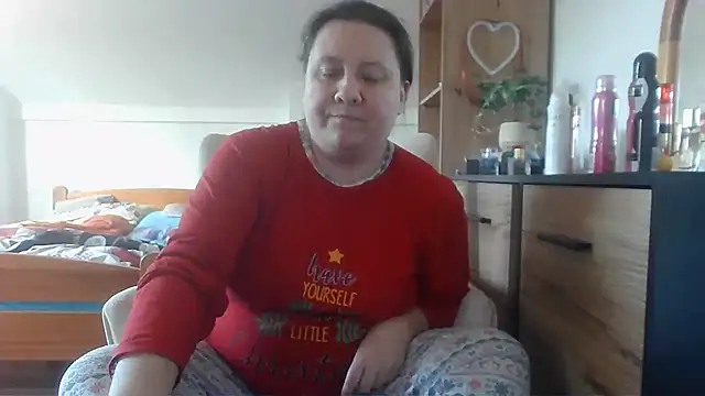 Snapshot of ReifeVenna chatting on March 2025 10:17:01 AM ReifeVenna online show from March 2025 10:17:01 AM