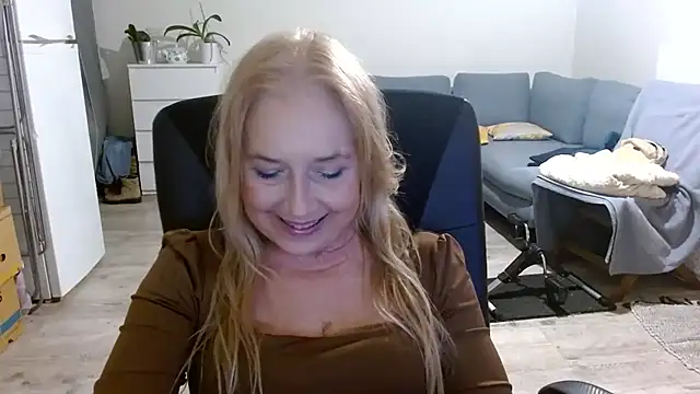 sofia xkiss online show from January 2025 05:43:02 PM