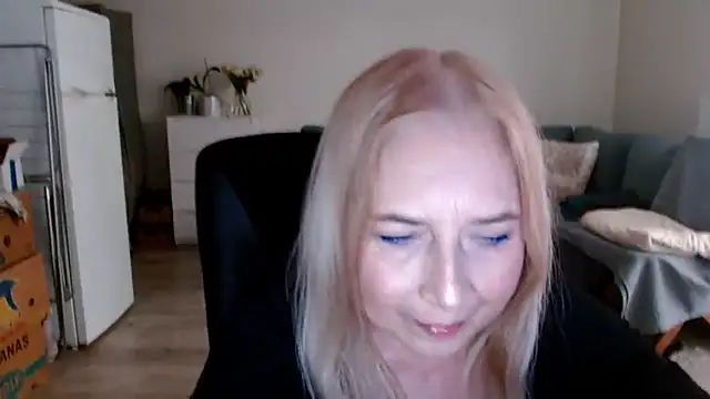 sofia xkiss online show from January 2025 02:57:01 PM