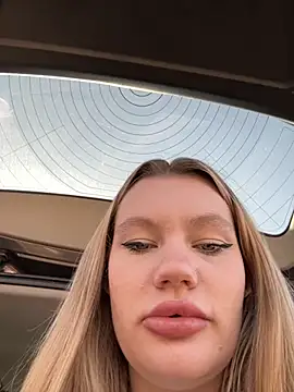 justmila online show from October 2025 10:16:02 AM