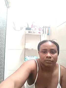 Snapshot of NicolVilla chatting on April 2026 03:14:02 PM NicolVilla online show from April 2026 03:14:02 PM