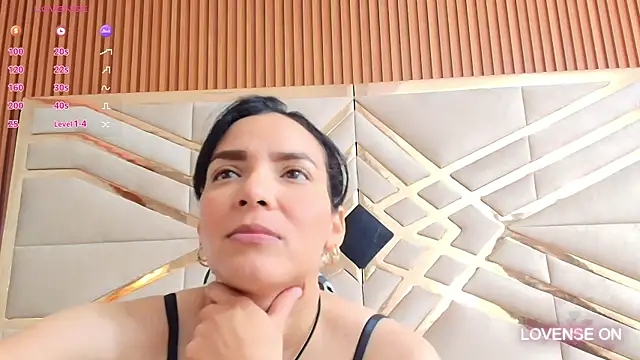 Sluttyandmature online show from January 2025 12:52:01 PM