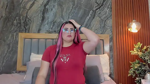 Snapshot of BellaPeers_ chatting on February 2025 12:16:01 PM BellaPeers online show from February 2025 12:16:01 PM