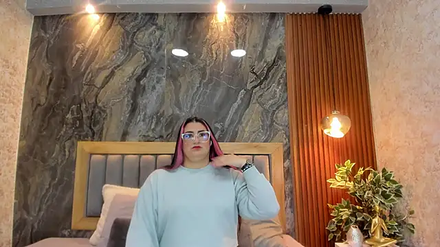 Snapshot of BellaPeers_ chatting on February 2025 11:47:02 AM BellaPeers online show from February 2025 11:47:02 AM