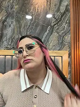 Snapshot of BellaPeers_ chatting on February 2025 11:20:01 AM BellaPeers online show from February 2025 11:20:01 AM