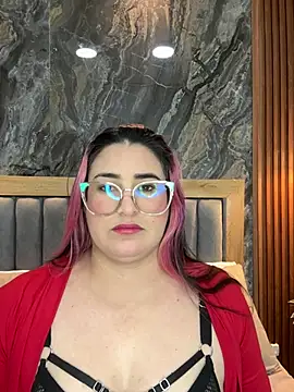 Snapshot of BellaPeers_ chatting on February 2025 12:16:02 PM BellaPeers online show from February 2025 12:16:02 PM