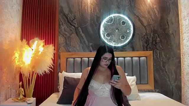 Snapshot of BellaPeers_ chatting on November 2025 11:54:02 AM BellaPeers online show from November 2025 11:54:02 AM